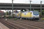 Mit einer RB 31 (Hamburg Hbf - Bremen Hbf) fuhr am Abend des 18.07.2019 die LNVG/ME ME 146-03 (146 503-8)  Bienenbüttel  aus dem Bahnhof von Hamburg Harburg in Richtung Maschen.