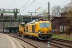 DB 249 051 Bahnbau Gruppe in Hamburg Harburg, April 2026.