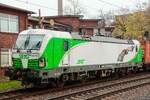 SETG 193 240 in Hamburg Harburg, April 2026.