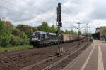 Hecto Rail ES 64 U2-017 ex. MRCE Lok am 13.05.2012 in Hamburg Harburg Am Roten Signal.