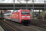 101 001-6 ist mit einen IC am 08.11.13 vom bhf harburg abgefahren