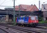 SBB CARGO INTERNATIONAL: SBB Güterlokomotiven in HAMBURG HARBURG bei trübem Wetter im Einsatz. Die Re 421 396-3 als Lokzug am 14. Oktober 2015.
Foto: Walter Ruetsch