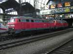 Mit ihren nicht zu berhhrenden Sound beschallten 218 314 und 218 322 die Hamburger Bahnhofshalle am 05.Juni 2010.