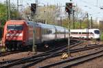 Hier links 101 092-5 mit IC2229 von Kiel Hbf. nach Nürnberg Hbf. und rechts 605 018-1  Jever  als Leerzug, diese beiden Züge fuhren am 16.4.2014 in Hamburg Hbf ein.