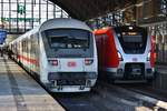 IC2310 von Frankfurt(Main) Hauptbahnhof nach Hamburg-Altona trifft am 10.11.2019 in Hamburg Dammtor auf 490 512-1 als S21 von Pinneberg nach Hamburg-Bergedorf.