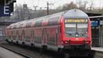 #Hanau 1
Ein Steuerwagen auf der RE 50 Frankfurt - Fulda steht in Hanau HBF und wartet auf die Abfahrt nach Frankfurt HBF.

Hanau HBF
18.11.2017