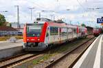 VIAS/Odenwaldbahn Bombardier Itino VT122 (615 122) am 29.08.26 in Hanau Hbf vom Bahnsteig aus fotografiert