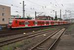 424 002-4  Stadt Bückeburg  fährt am 5.8.2017 als S7 nach Celle aus dem Hannoverschen Hauptbahnhof aus.