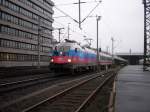 1116 084 (Russlandtaurus) am 6.11.2008 in Hannover HBF mit dem Knigssee