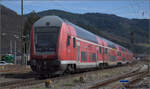 Die Schwarzwaldbahn Richtung Konstanz, gezogen von 146 233. März 2024.