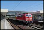 Die mnchner 111 053-5 hatte wieder Arbeit bei DB Systemtechnik vor Messzgen und macht in Heidelberg Hbf eine kurze Pause.