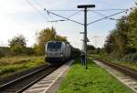 Durch Herrath kommt die Siemens Vectron 193 812 mit einem Autotransportwagenzug  in Richtung Rheydt fahrend über die KBS 485.