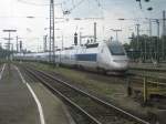 Dieser TGV POS fuhr am 22.07.2011 als TGV 9574 von Stuttgart Hbf nach Paris Est.