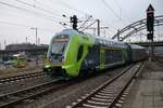 445 040-2 verlässt am 20.1.2018 als RE7 (RE21121) nach Hamburg Hauptbahnhof den Kieler Hauptbahnhof.