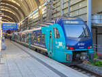 erixx Holstein ET 826 018 mit dem RE 83 in Kiel Hbf nach L�beck Hbf, 04.10.2026.
