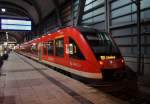 Hier 648 841-4  Mölln  als RE83 (RE21633) von Kiel Hbf. nach Lüneburg mit 648 464-5 als RE83 (RE21633) von Kiel Hbf. nach Lübeck Hbf., dieser Triebzugverband stand am 4.2.2016 in Kiel Hbf.