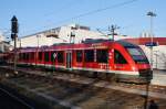 648 954-5 wartet am 17.3.2016 außerplanmäßig auf Gleis 2b des Kieler Hauptbahnhofs auf die Abfahrt als RB84 (RB21681) nach Lübeck Hbf.