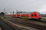 RE83 (RE21629) von Kiel Hbf. nach Lübeck Hbf., auf Bereitstellungsfahrt am 26.4.2016 in Kiel Hbf. Zuglok für diese Leistung war 218 329-1.