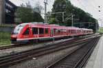 648 453-8 und 648 461-1 erreichen am 26.6.2016 als RB75 (RB21275) aus Rendsburg den Kieler Hauptbahnhof.