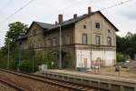 Das Empfangsgebude des Bahnhofs Klingenberg-Colmnitz am 15.06.09.