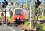 Einfahrt des 442 707 auf Gleis 8 des Koblenzer Hbf. Um 18:40 Uhr wird der Zug dann als RB 81 die Moselstrecke entlang nach Trier fahren. 15.6.2014