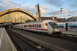 IC2318 von Stuttgart Hauptbahnhof nach Münster(Westf) Hauptbahnhof erreicht am 2.7.2017 den Kölner Hauptbahnhof.