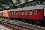 Centralbahn-Sonderzug Personenwagen in K�ln Hbf, September 2026.