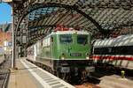 TRI E40 1313 mit Fu�ballsonderzug (M�nchengladbach-K�ln) in K�ln Hbf, Oktober 2026.