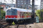 Karlsruher Steuerwagen mit dem RE 8 nach Kaldenkirchen in Köln Hbf