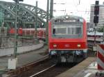 S-Bahn STW nach Kln Nippes bei der Einfahrt Kln Hbf. Aufgenommen am 23.06.07