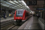 DB 620541 nach Gummersbach fährt am 14.5.2021 um 11.57 Uhr in Köln HBF Gleis 1o ein.