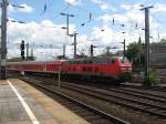 Am 24 Juli 2009 fhrt 218 151-9 mit ihrem RE 12 (Eifel-Express) nach Kall in Kln Hbf ein.