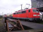 Die Br 111 mit Rheingold im Klner Hbf zum Anlass 150 Jahre Klner Hbf