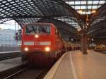 Am Morgen des 21.3.15 kam 111 098-0 mit dem AKE 151 Rheingold Zug in den Kölner Hbf eingefahren.