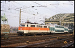 111139 im S-Bahn Look kam am 20.3.1996 um 15.47 Uhr mit dem Dosto nach Aachen über die Hohenzollernbrücke in den HBF Köln.
