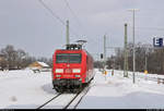 Zwangsaufenthalt in Köthen.
Wegen einer Oberleitungsstörung in Wulfen(Anh) endete hier mein RE nach Magdeburg Hbf. In der Gegenrichtung rollte es aber nonstop. Auf Gleis 4 hat 145 076-6 als Tfzf soeben Durchfahrt.

🧰 DB Cargo
🚩 Bahnstrecke Magdeburg–Leipzig (KBS 340)
🕓 16.2.2021 | 10:15 Uhr