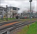 Kleine Lok daheim. Ec 3/5 der MThB muss am 2. Mai mchtig schuften um den Sonderzug nach Altnau zu bringen, die Fahrgsten konnten von dort mit dem Dampfschiff Hohentwil zurck nach Konstanz fahren. Der Fotostandort ist auf der Strae.