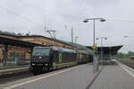 Beacon Rail 185 546-9 mit einem Novelis-Zug Richtung Hannover, am 22.05.2024 in Kreiensen.