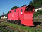 Ein Schneepflug der Bauart Meiningen steht am 22. Juni 2013 in Kronach abgestellt.