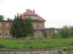 Das alte Bahnhofsgebude von Laucha am 19.5.13.