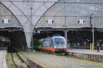 Den FLX 1366 nach Hamburg Hbf bespannte am 11.05.2024 in Leipzig Hbf die Hectorrail 243.532   Lightyear  (91 80 6182 532-2 D-HRDE).