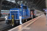 Die PRESS 362 035-3 (98 80 3362 915-1 D-PRESS) rangierte am 23.12.2025 in Leipzig Hbf an den EC 132  Saxonia  aus Wrocław Główny, um ihn anschließend in die Abstellung zuziehen.