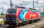 Die farbenfohe 193 221  Sofinka  (91 80 6193 221-9 D-ELOC) von CT-Train ruhte sich mehrere Tage in Leipzig Hbf aus.
Aufnahme vom Ende des gl�cklicherweise langen ICE-Bahnsteiges 14/15 am 4.6.26