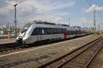 1442 304-0 fährt am 13.5.2017 als S2 nach Dessau Hauptbahnhof aus dem Leipziger Hauptbahnhof aus.