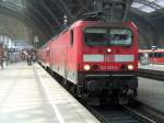 Die zweite Lok der Baureihe 143 (143 002-4) nach Altenburg ist hier auf dem Bild zu sehen. Leipzig Hbf den 04.04.2009 