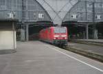 Hier 143 570-0 mit einem RE50 nach Dresden Hbf., bei der Ausfahrt am 14.5.2010 aus Leipzig Hbf.