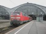 Hier 218 390-3 mit einem RE16 von Hof Hbf. nach Leipzig Hbf., bei der Einfahrt am 14.5.2010 in Leipzig Hbf.