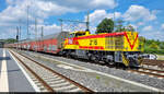 275 216-0 (Lok 216 | Vossloh G 1206) transportiert geschlossene Autotransportwagen am Hp Leipzig-Thekla Richtung Leipzig-Engelsdorf.

🧰 Mitteldeutsche Eisenbahn GmbH (MEG)
🕓 10.6.2022 | 12:30 Uhr