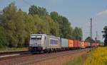 386 019 der Metrans zog am 22.08.15 einen Containerzug durch Leipzig-Thekla Richtung Mockau.