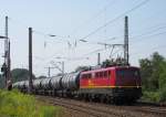140 070-4 von EBM Cargo zieht am 07.August 2015 einen Kesselzug durch Leipzig-Thekla in Richtung Taucha.